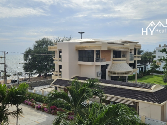#3450   Beach House right on Dongtan Beachfront