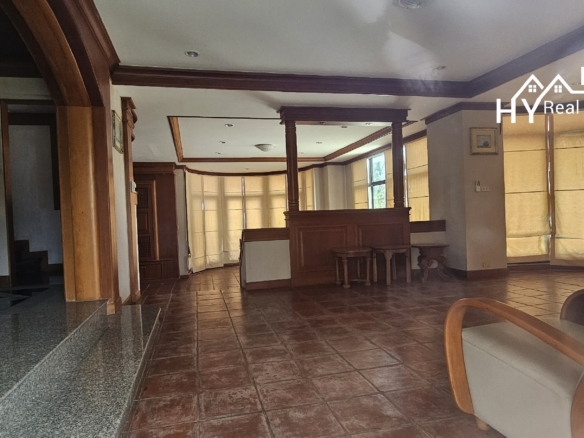 #3450   Beach House right on Dongtan Beachfront