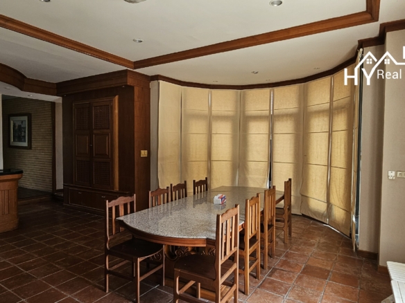 #3450   Beach House right on Dongtan Beachfront