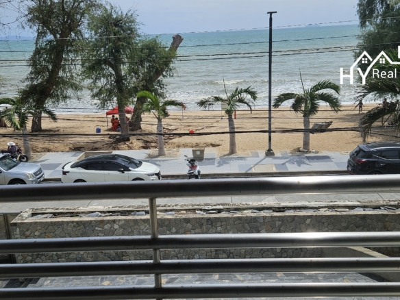 #3450   Beach House right on Dongtan Beachfront