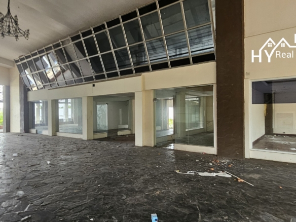 #3455 Large Commercial Premises on Sukhumvit Road