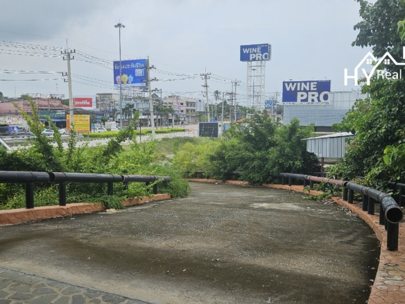 #3455 Large Commercial Premises on Sukhumvit Road