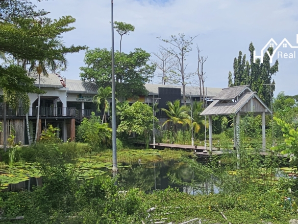 #3455 Large Commercial Premises on Sukhumvit Road