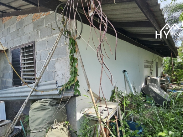 #3459 House for renovation / demolition in quiet residential area 