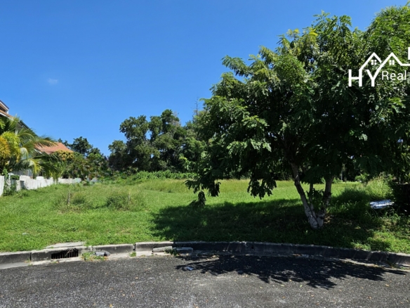 #1642 Large plot beside the fairway in Eastern Star Golf Course