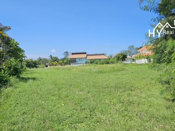 #1642 Large plot beside the fairway in Eastern Star Golf Course