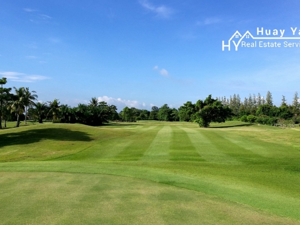 #1642 Large plot beside the fairway in Eastern Star Golf Course