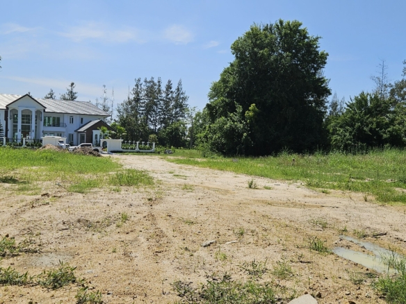 #1644 Building Plot in Eastern Star Golf Course