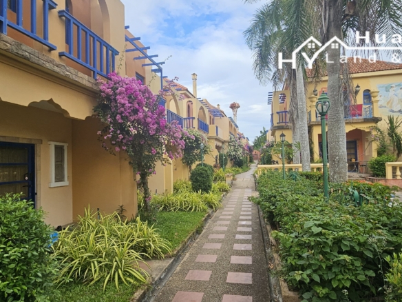#3194     Short / Long Term Residential Resort Business.  46 Town Houses on 4+ rai