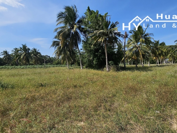 #1666    Multi Villa plot in good residential area. SUPERB VALUE
