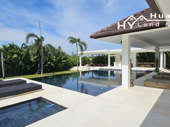 #3474  Exemplary luxury modern villa in 1 rai