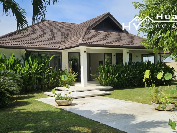 #3474  Exemplary luxury modern villa in 1 rai