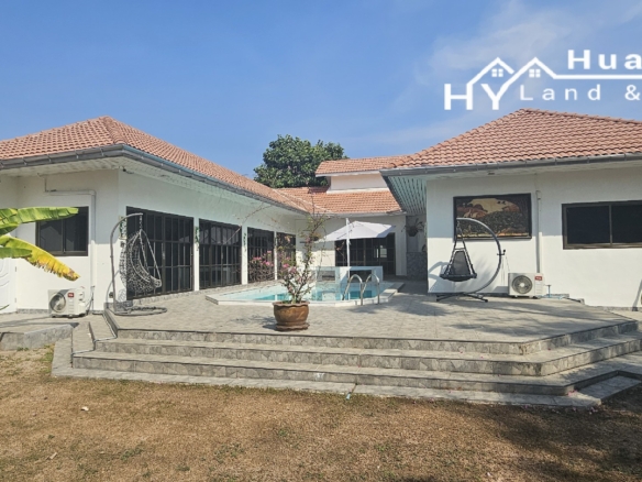 #3478 Walled Pool Villa. Excellent Value