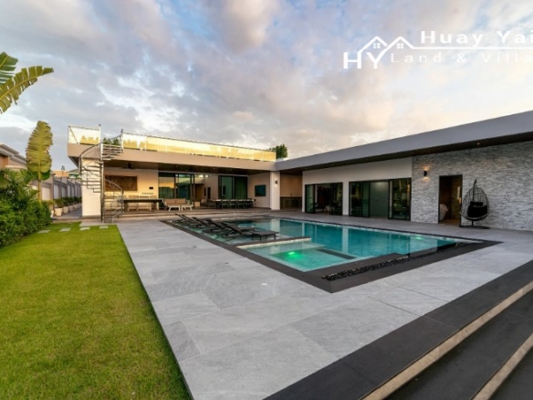 #3339 New Pool Villa with views in superior gated village of Siam Royal View