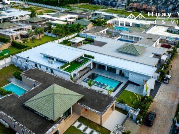 #3339 New Pool Villa with views in superior gated village of Siam Royal View