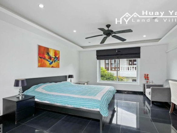 #3274 – Pool Villa on raised ground with views. Spectacular roof terrace
