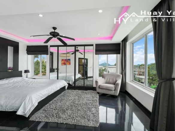 #3275 – Pool Villa on raised ground with views. Spectacular roof terrace