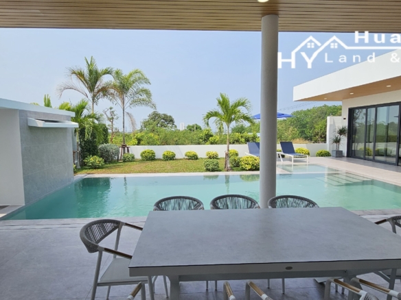 #3470 8x New Hillside Pool Villas with views to Jomtien, Bang Sarray, The Ocean & The Islands