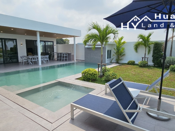 #3470 8x New Hillside Pool Villas with views to Jomtien, Bang Sarray, The Ocean & The Islands