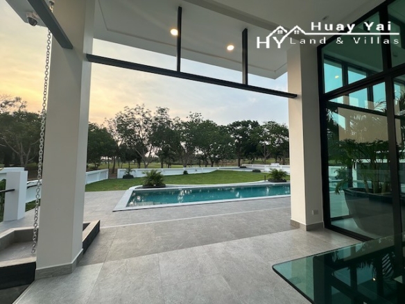 #3476 Spacious newly built villa at Phoenix Golf overlooking the adjoining fairway