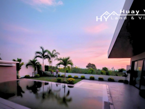 #3470 8x New Hillside Pool Villas with views to Jomtien, Bang Sarray, The Ocean & The Islands
