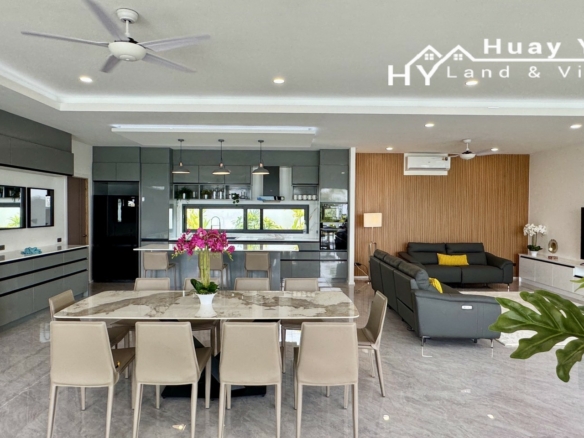 #3470 8x New Hillside Pool Villas with views to Jomtien, Bang Sarray, The Ocean & The Islands