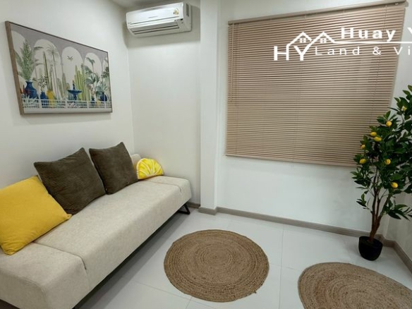 #3476 Spacious newly built villa at Phoenix Golf overlooking the adjoining fairway