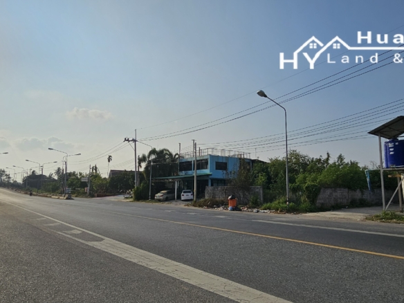 #1702  Walled plot on Huay Yai Road