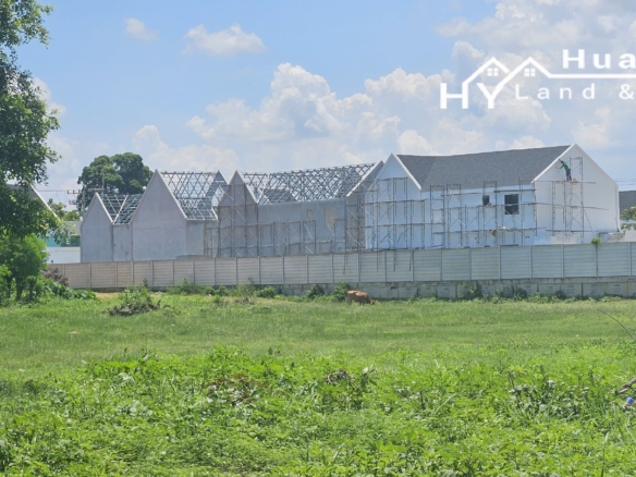 #1290  5+rai ideal multi villa site close to Huay Yai Road