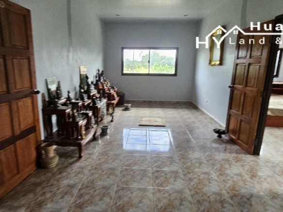 #3494        6+ rai large Thai House + 2nd house on main road.  Excellent Value