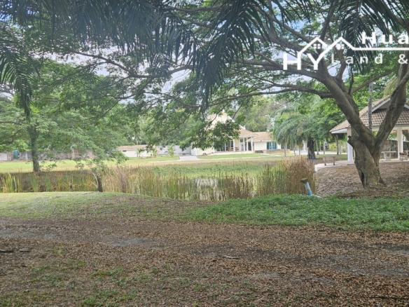 #3510 Beautiful mature Parkland Plot of almost 6rai with smaller 3 bedroom pool villa and annex in Huay Yai