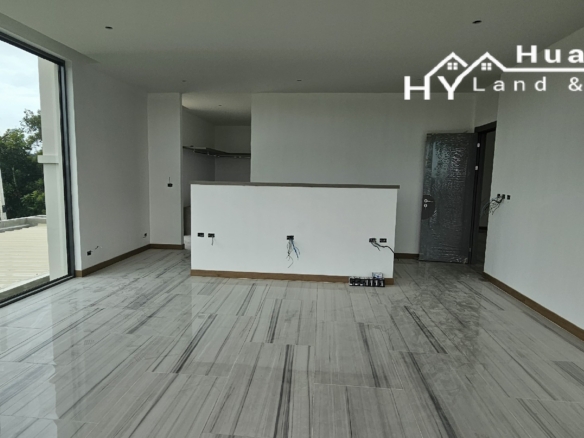 #3514 Stunning new Hilltop Pool House with views