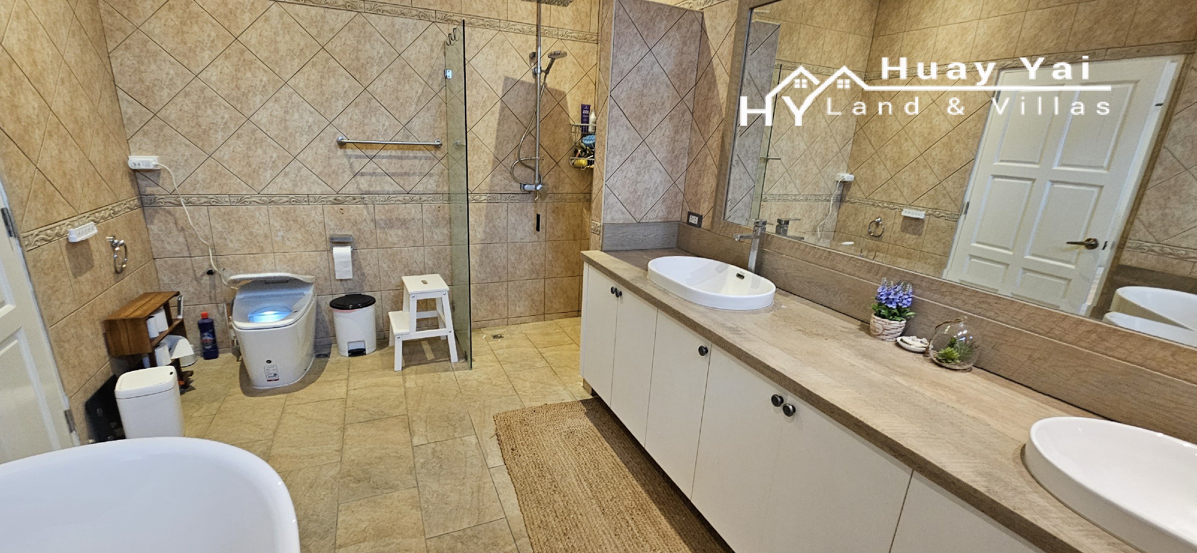 #3515   Beautifully presented and refurbished Pool Villa in large walled garden quietly hidden away in Huay Yai