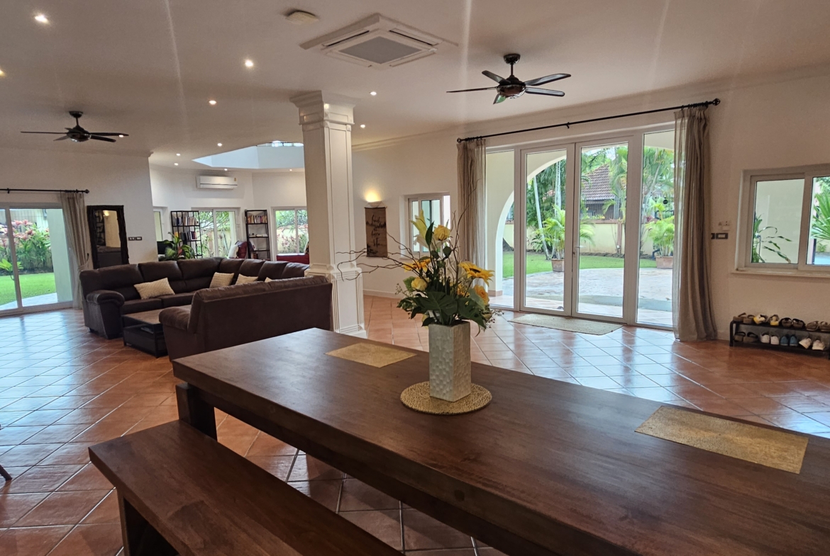 #3515   Beautifully presented and refurbished Pool Villa in large walled garden quietly hidden away in Huay Yai