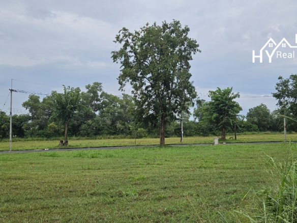 #B102 Premium Building plot at the end of the green. Superb westerly views possible