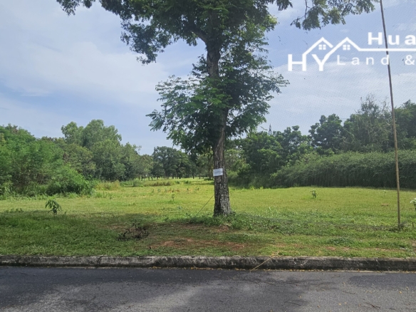 #A5 / A6 Premium Building plot close to the Club House with most attractive outlook