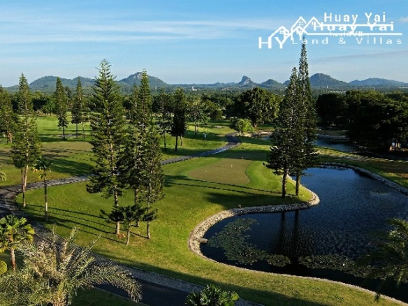 #B102 Premium Building plot at the end of the green. Superb westerly views possible