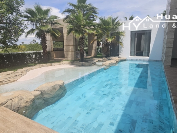 #3521  HUGE new trend setting Pool House