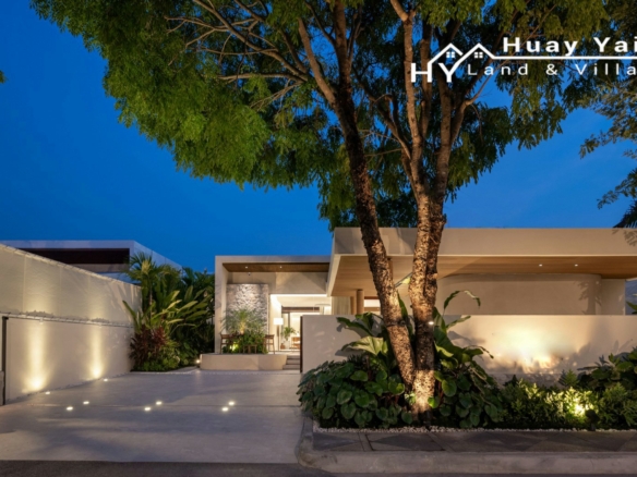 #3522 Luxury Pool Villa at Movenpick Beachfront