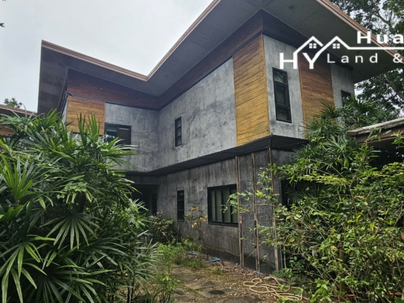 #1763  44rai Fruit Farm For Sale Chon Buri with large modern style house.   SUPERB VALUE FOR MONEY.