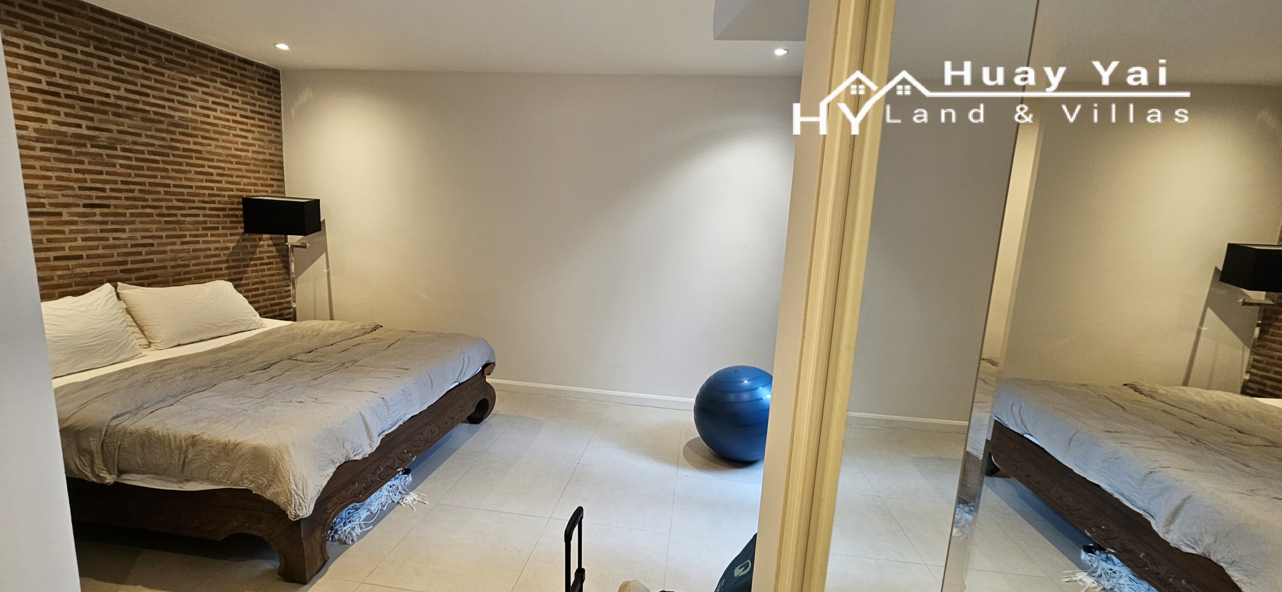 #3531 GOLF VILLA WITH PERFECT LIVING ACCOMMODATION, RIGHT ON THE FAIRWAY