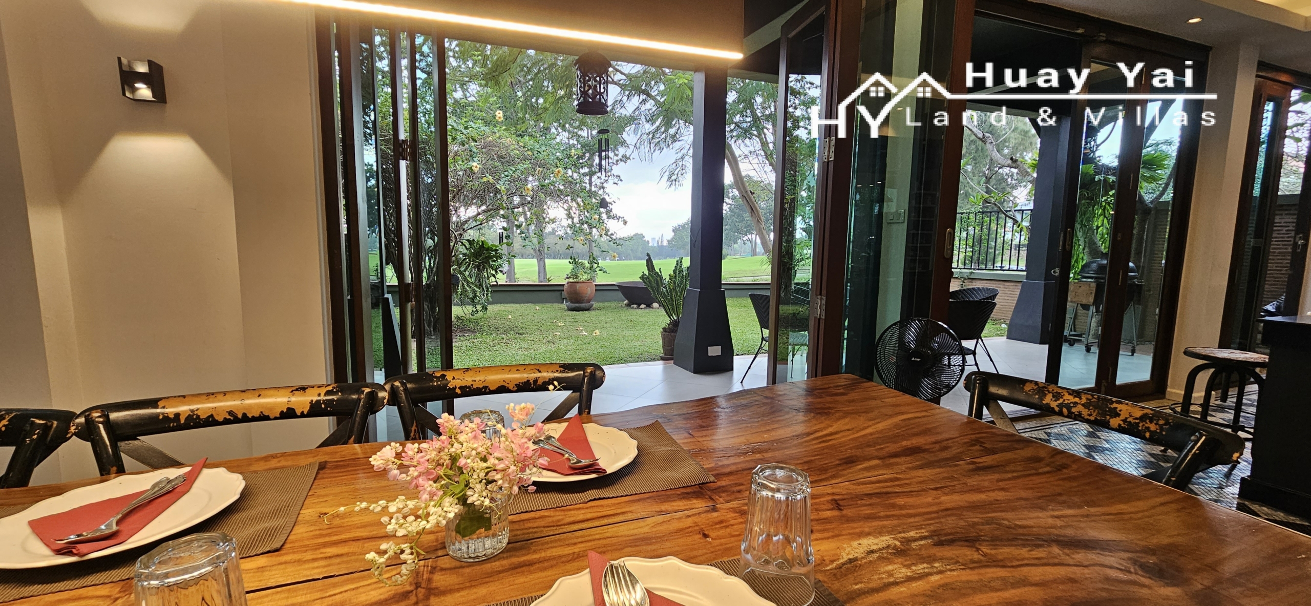 #3531 GOLF VILLA WITH PERFECT LIVING ACCOMMODATION, RIGHT ON THE FAIRWAY