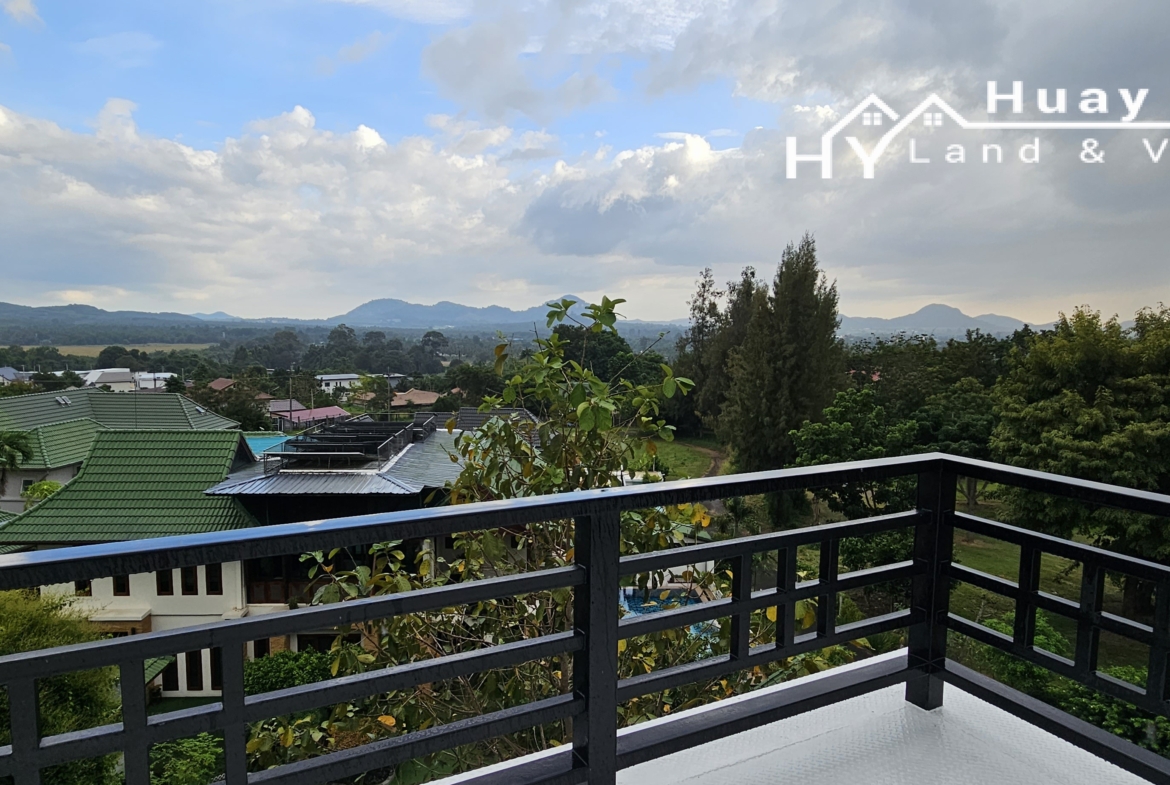 #3531 GOLF VILLA WITH PERFECT LIVING ACCOMMODATION, RIGHT ON THE FAIRWAY