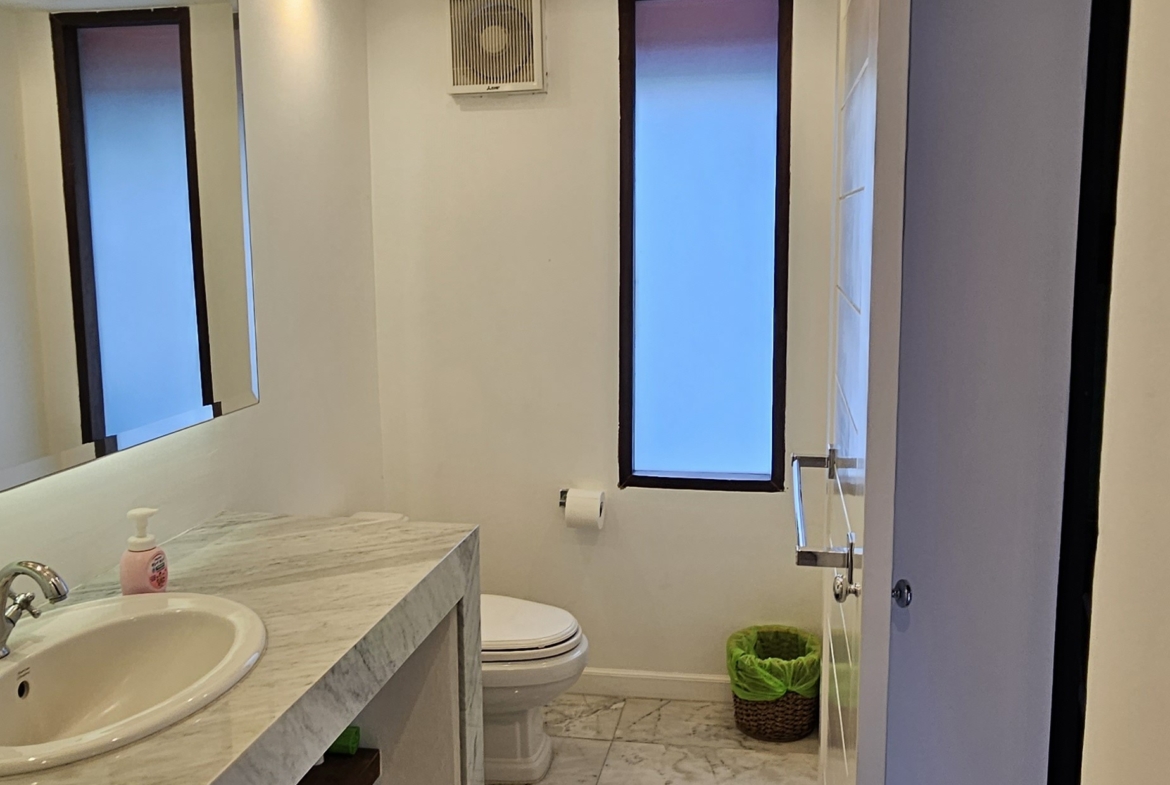 #3531 GOLF VILLA WITH PERFECT LIVING ACCOMMODATION, RIGHT ON THE FAIRWAY