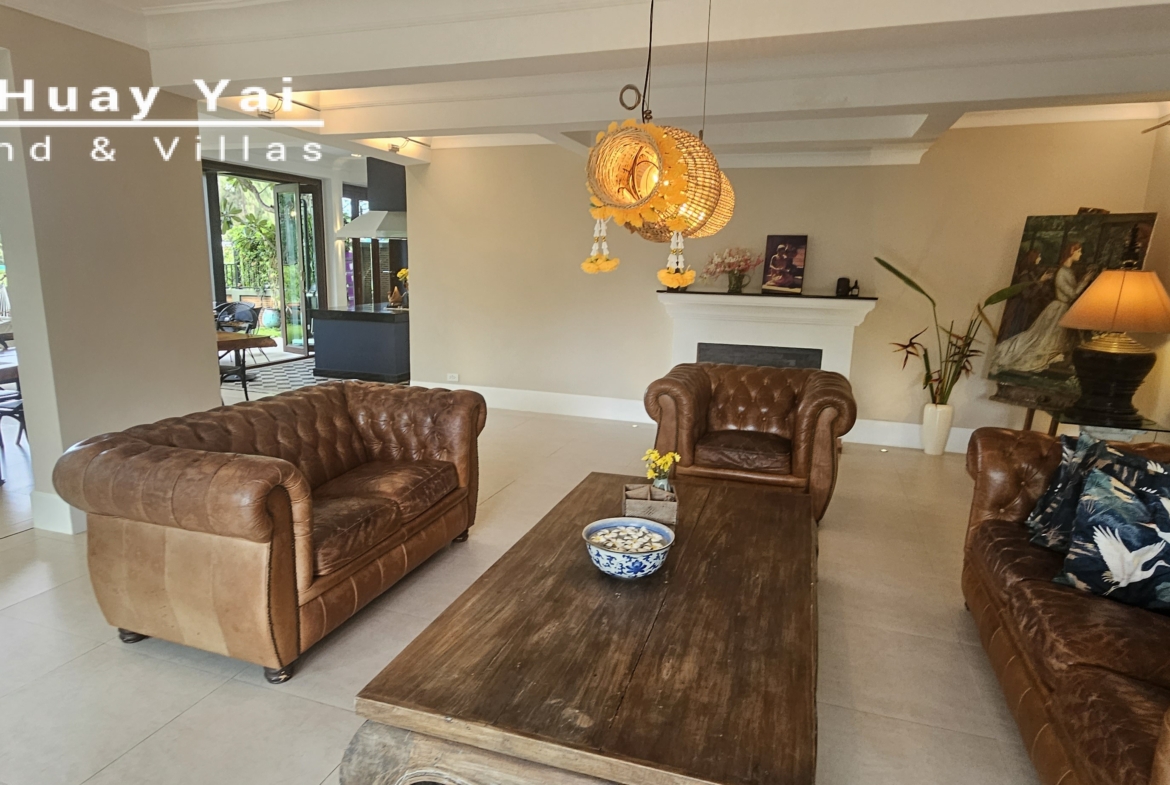 #3531 GOLF VILLA WITH PERFECT LIVING ACCOMMODATION, RIGHT ON THE FAIRWAY