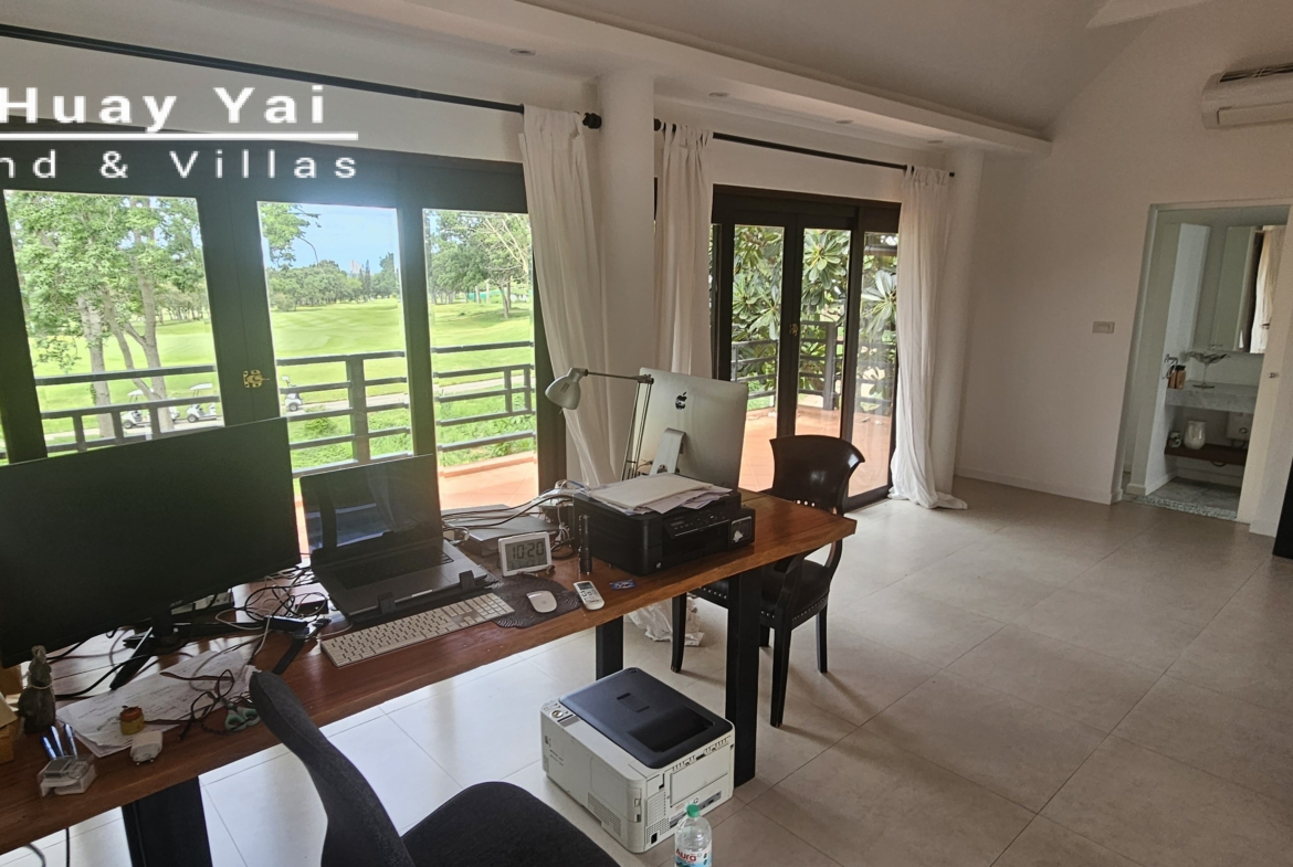 #3531 GOLF VILLA WITH PERFECT LIVING ACCOMMODATION, RIGHT ON THE FAIRWAY