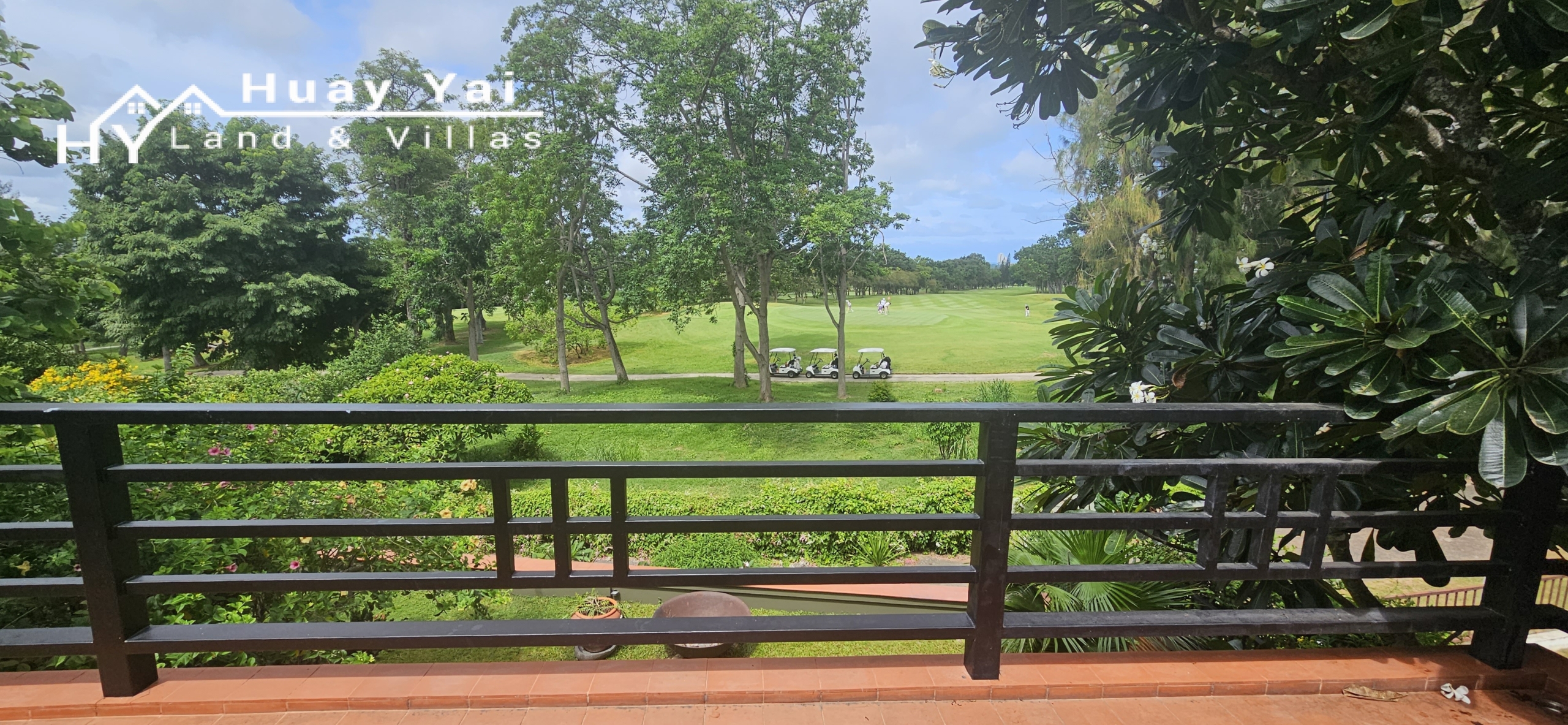 #3531 GOLF VILLA WITH PERFECT LIVING ACCOMMODATION, RIGHT ON THE FAIRWAY