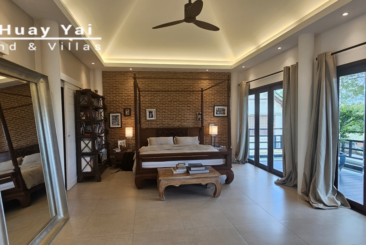 #3531 GOLF VILLA WITH PERFECT LIVING ACCOMMODATION, RIGHT ON THE FAIRWAY