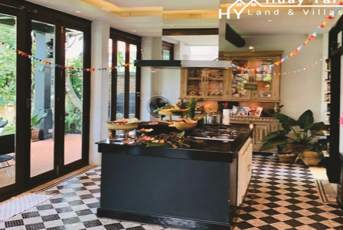 #3531 GOLF VILLA WITH PERFECT LIVING ACCOMMODATION, RIGHT ON THE FAIRWAY