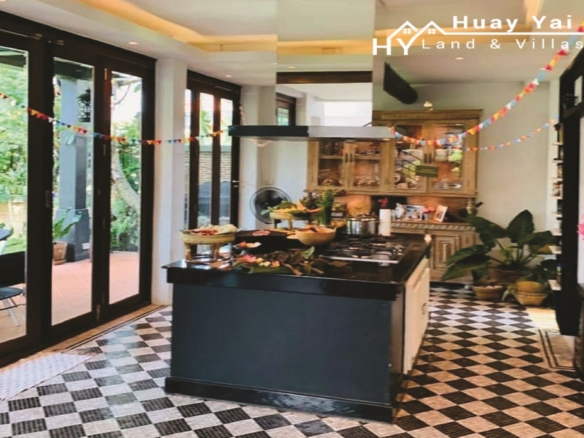 #3531 GOLF VILLA WITH PERFECT LIVING ACCOMMODATION, RIGHT ON THE FAIRWAY